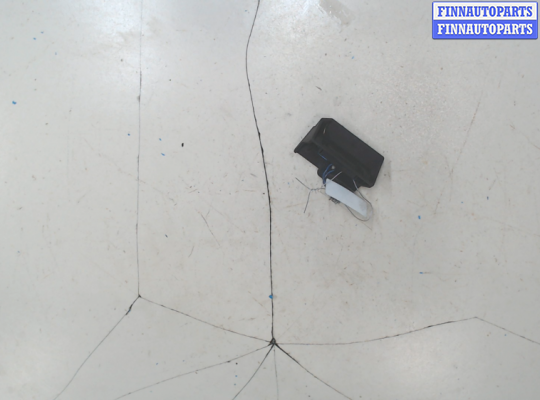 купить Кнопка открывания багажника с крышки на Nissan Pathfinder 2004-2014