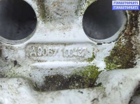 купить Петля крышки багажника на Mercedes Sprinter 2006-2018