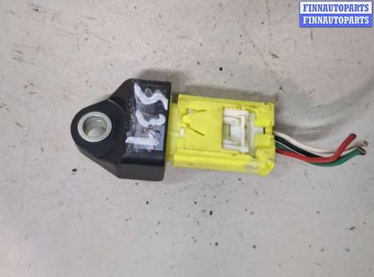 купить Датчик удара на Toyota C-HR 2016-2023