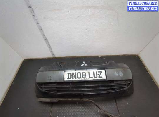 Заглушка буксировочного крюка MT563585 на Mitsubishi Colt 2002-2012