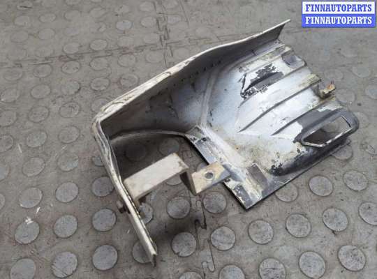 купить Накладка подножки на Infiniti QX80 2014-2017