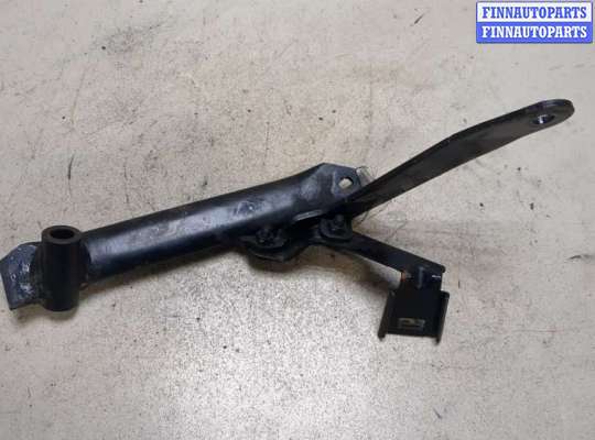 купить Кронштейн компрессора кондиционера на Volvo XC90 2006-2014