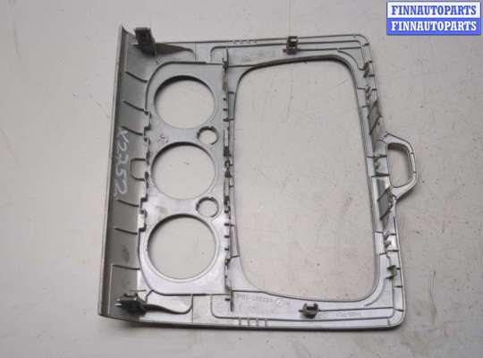 купить Рамка под переключатель отопителя на Ford Focus 2 2008-2011