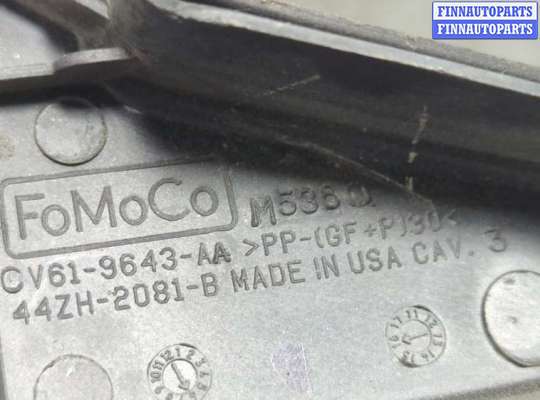 купить Корпус воздушного фильтра на Ford Escape 2015-2019