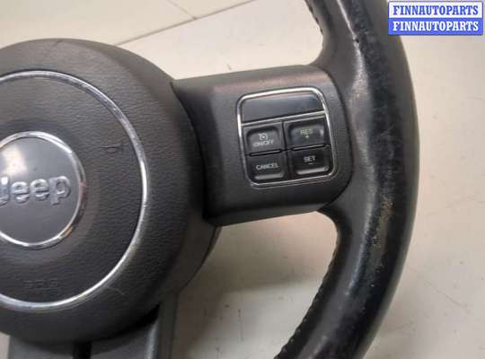 Подушка безопасности водителя (AirBag) на Jeep Grand Cherokee IV (WK2)