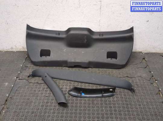 купить Обшивка крышки (двери) багажника на Citroen C4 2004-2010