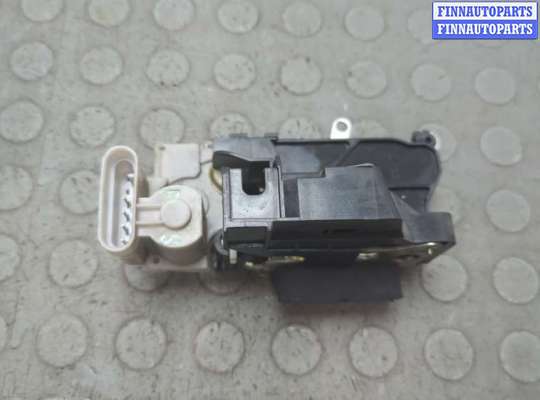 купить Замок раздвижной двери на Fiat Doblo 2000-2015