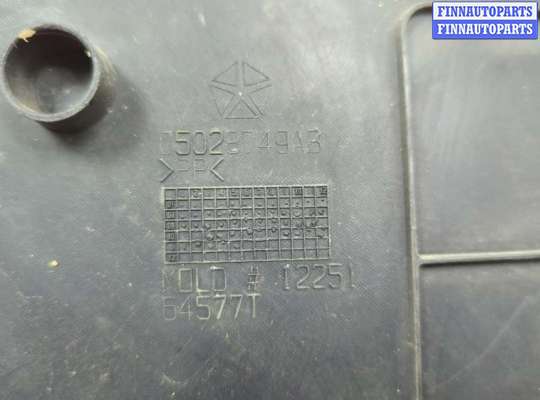 купить Накладка замка капота на Dodge Challenger 2008-2014