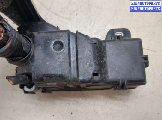 купить Блок предохранителей на Toyota Avensis 2 2003-2008
