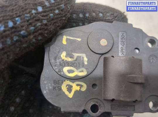 купить Электропривод заслонки отопителя на Porsche Panamera 2009-2016