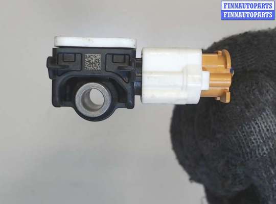 купить Датчик удара на Hyundai Santa Fe 2005-2012