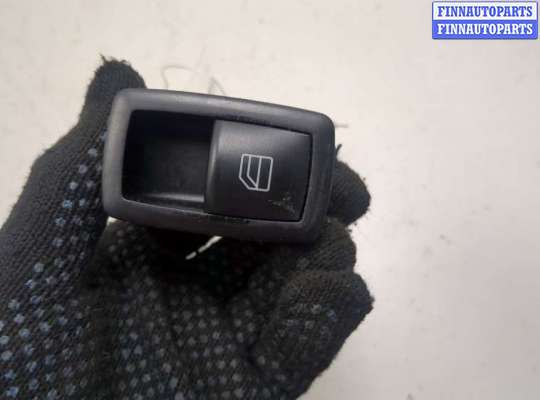 купить Кнопка стеклоподъемника (блок кнопок) на Mercedes B W245 2005-2012