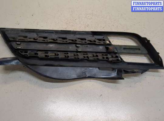 купить Решетка радиатора на Nissan Micra K12E 2002-2010