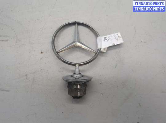 Эмблема MB1576136 на Mercedes C W204 2006-2015