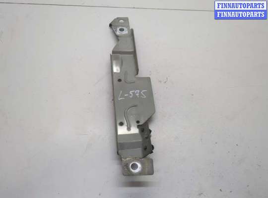 купить Кронштейн крыла на Volvo S90 2016-2020