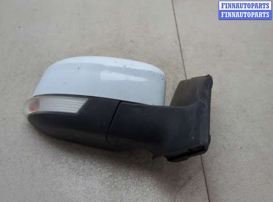 Зеркало боковое на Ford Focus III