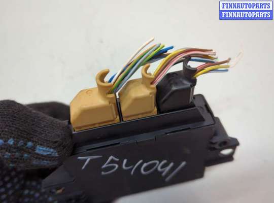 купить Блок управления парктрониками на Ford Kuga 2008-2012