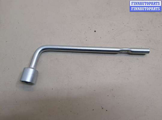 купить Ключ балонный на Mitsubishi Eclipse Cross 2017-