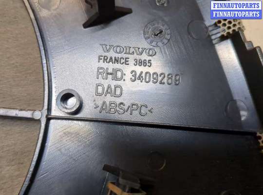 купить Пластик (обшивка) салона на Volvo V70 2001-2008