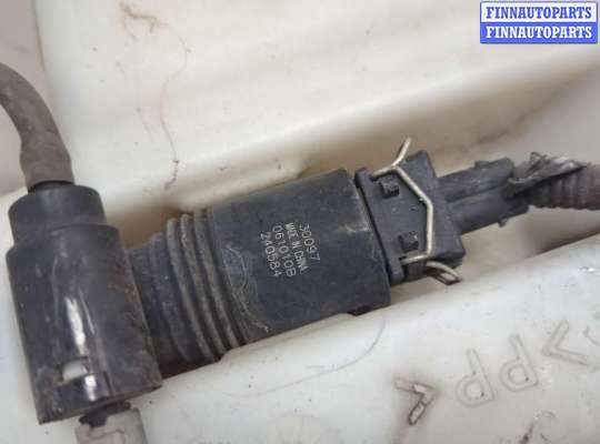 купить Бачок омывателя на Nissan Note E11 2005-2013