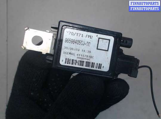 купить Усилитель антенны на Peugeot 308 2007-2013