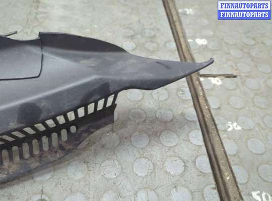 купить Жабо под дворники (дождевик) на Volkswagen Golf 4 1997-2006