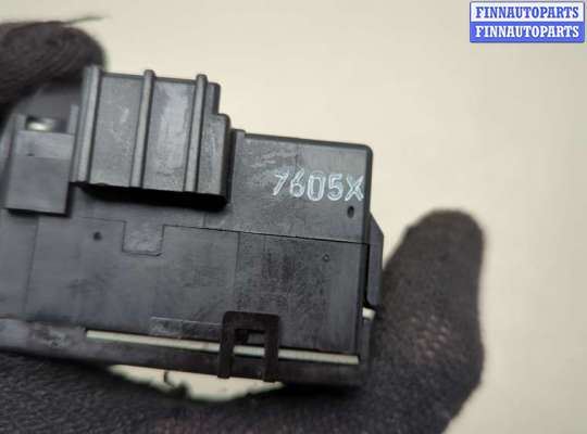 купить Переключатель дворников (стеклоочистителя) на Suzuki SX4 2006-2014
