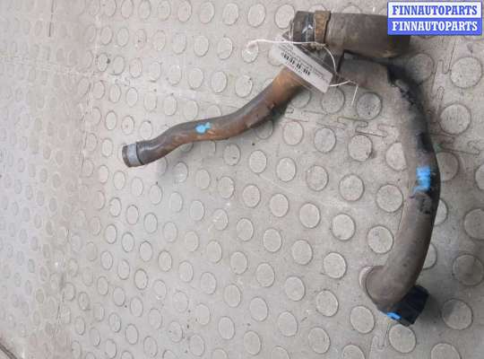 Патрубок отопителя (печки) VG2713399 на Volkswagen Passat 6 2005-2010