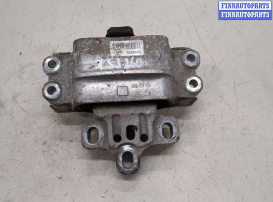Подушка крепления двигателя VG2396542 на Volkswagen Passat 7 2010-2015 Европа