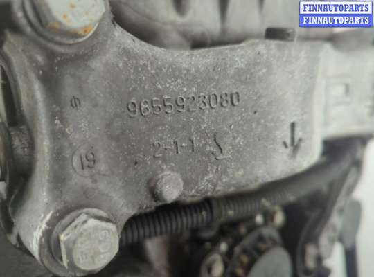 купить Крышка клапанная ДВС на Peugeot 308 2007-2013