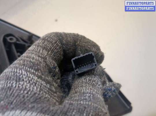 купить Зеркало боковое на Renault Megane 3 2009-2016