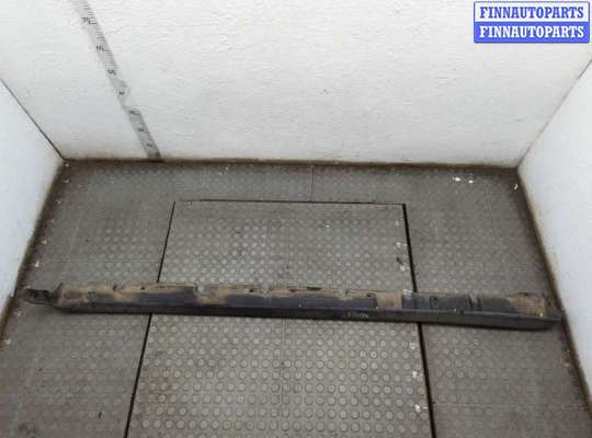 Накладка на порог MT574533 на Mitsubishi Carisma 1995-2004