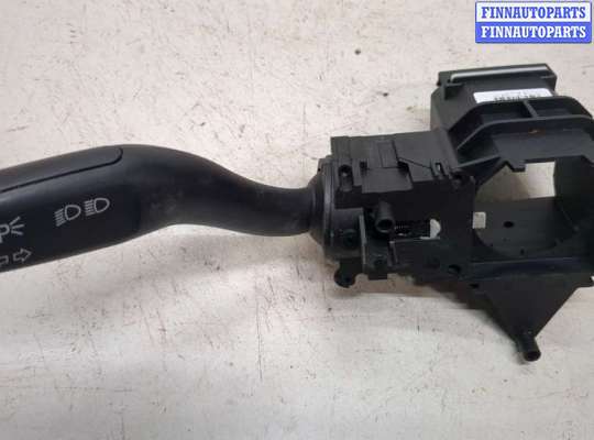 купить Переключатель поворотов на Audi A4 (B6) 2000-2004