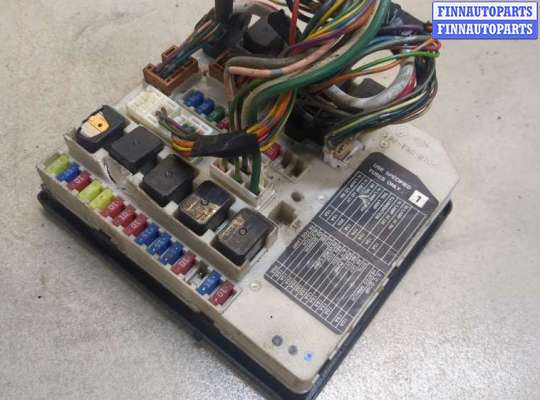 купить Блок предохранителей на Nissan Navara 2004-2015