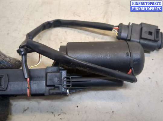 купить Замок багажника на Audi A8 (D3) 2002-2010