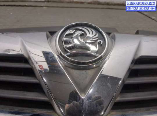 купить Решетка радиатора на Opel Zafira B 2005-2014