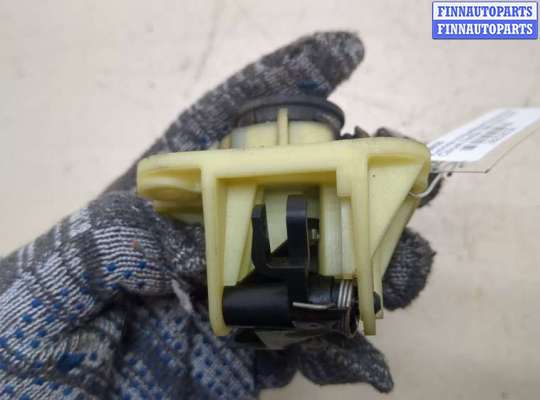 купить Кнопка открывания багажника с крышки на Citroen Xantia 1998-2002