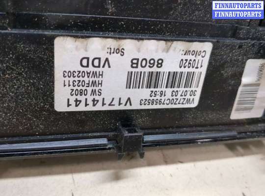 купить Щиток приборов (приборная панель) на Volkswagen Touran 2003-2006