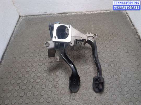 купить Узел педальный (блок педалей) на Audi A4 (B5) 1994-2000