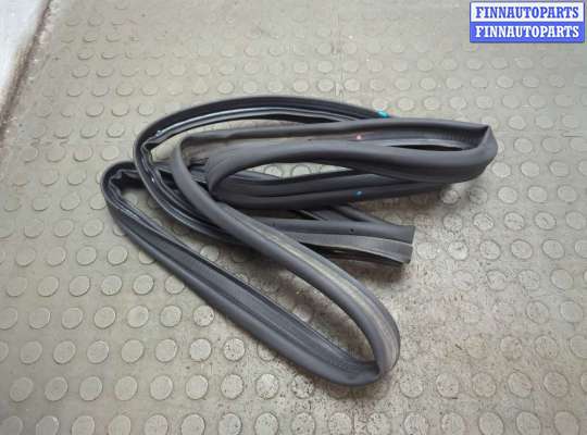 купить Уплотнитель на Ford Fusion 2017-2020 USA