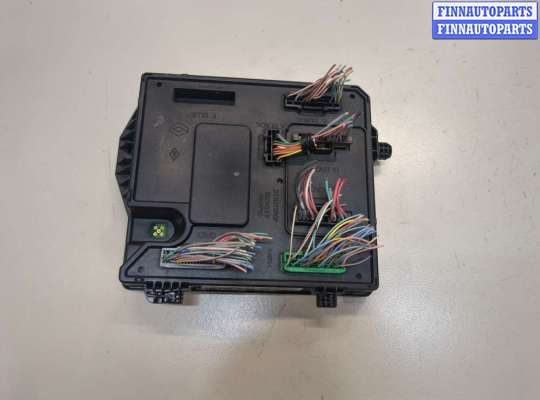 Блок управления бортовой сети (Body Control Module) RN1430107 на Renault Megane 3 2009-2016