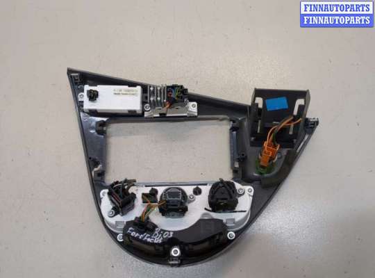 купить Переключатель отопителя (печки) на Ford Focus 1 1998-2004