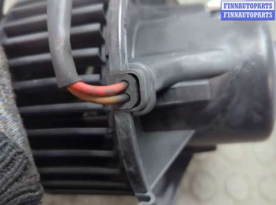 купить Двигатель отопителя (моторчик печки) на Volkswagen Passat 4 1993-1997