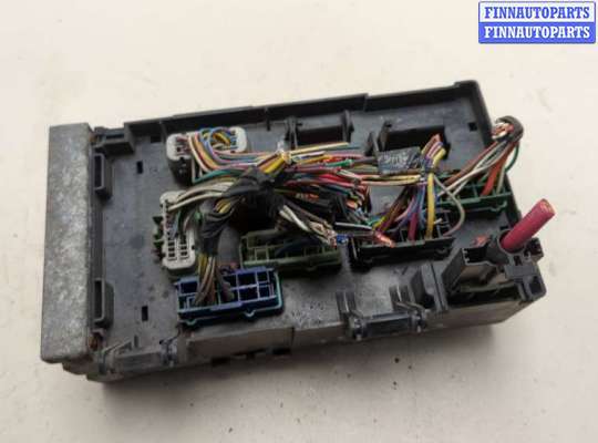 купить Блок предохранителей на Chrysler Voyager 2000-2007