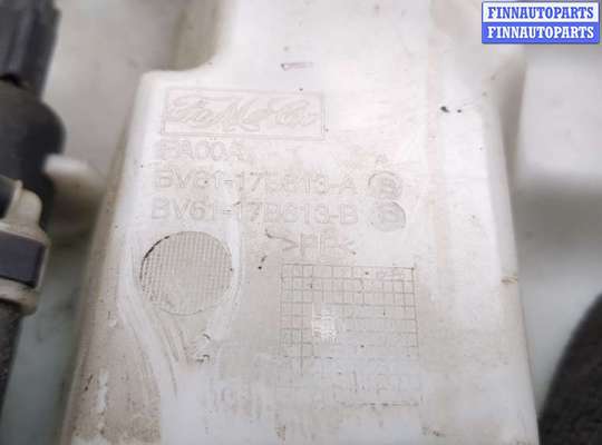 Бачок омывателя на Ford Focus III