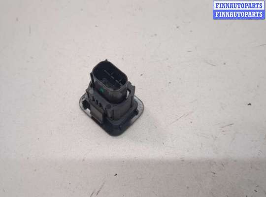 купить Кнопка открывания багажника салонная на Chevrolet Equinox 2017-2024