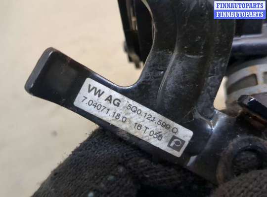 Насос водяной (помпа) на SEAT Leon III (5F)