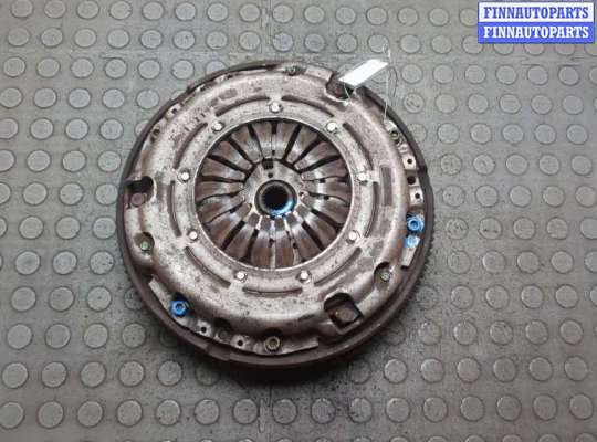 Маховик OP2353575 на Opel Movano 1998-2010