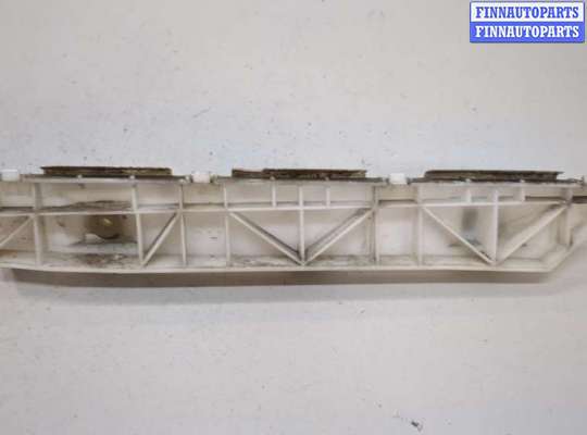 купить Кронштейн бампера на Mazda MPV 1999-2006