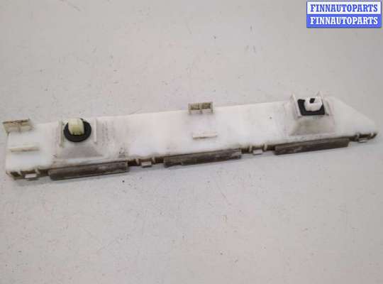 купить Кронштейн бампера на Mazda MPV 1999-2006